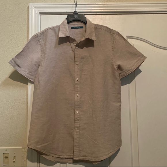 Perry Ellis Other - Men’s Perry Ellis Linen Blend Short Sleeve Button-Down Shirt